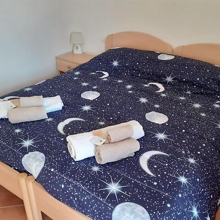Hotel Bena E Traes Laerru ภายนอก รูปภาพ